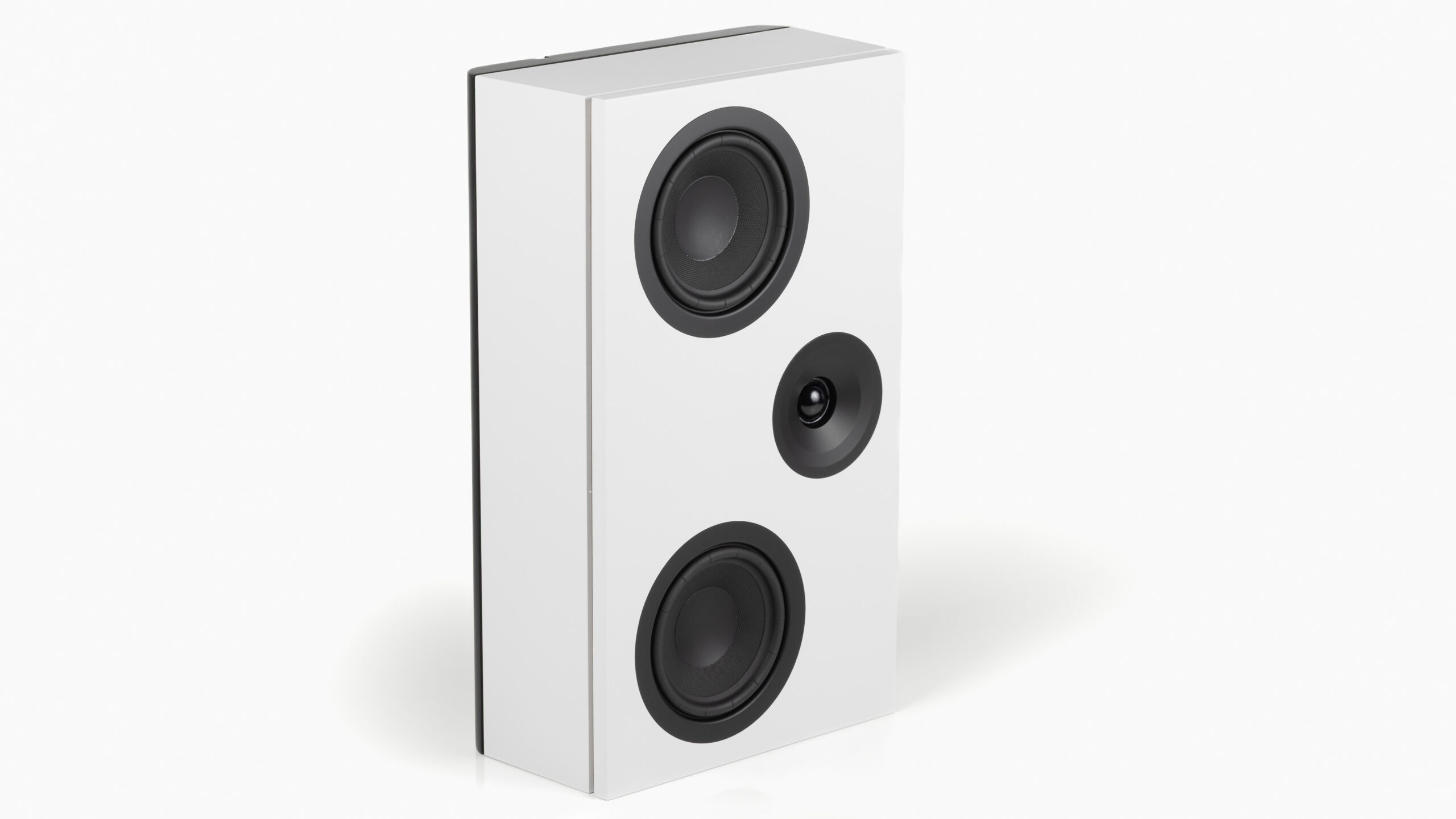 System Audio Legend DS Silverback: ny senterhøyttaler og vegghøyttaler 1 System Audio Legend 7.2 Silverback (1)