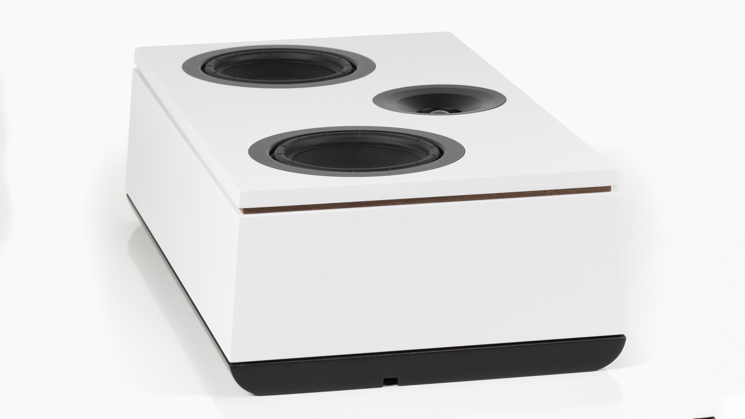 System Audio Legend DS Silverback: ny senterhøyttaler og vegghøyttaler 4 System Audio Legend 7.2 Silverback (8)