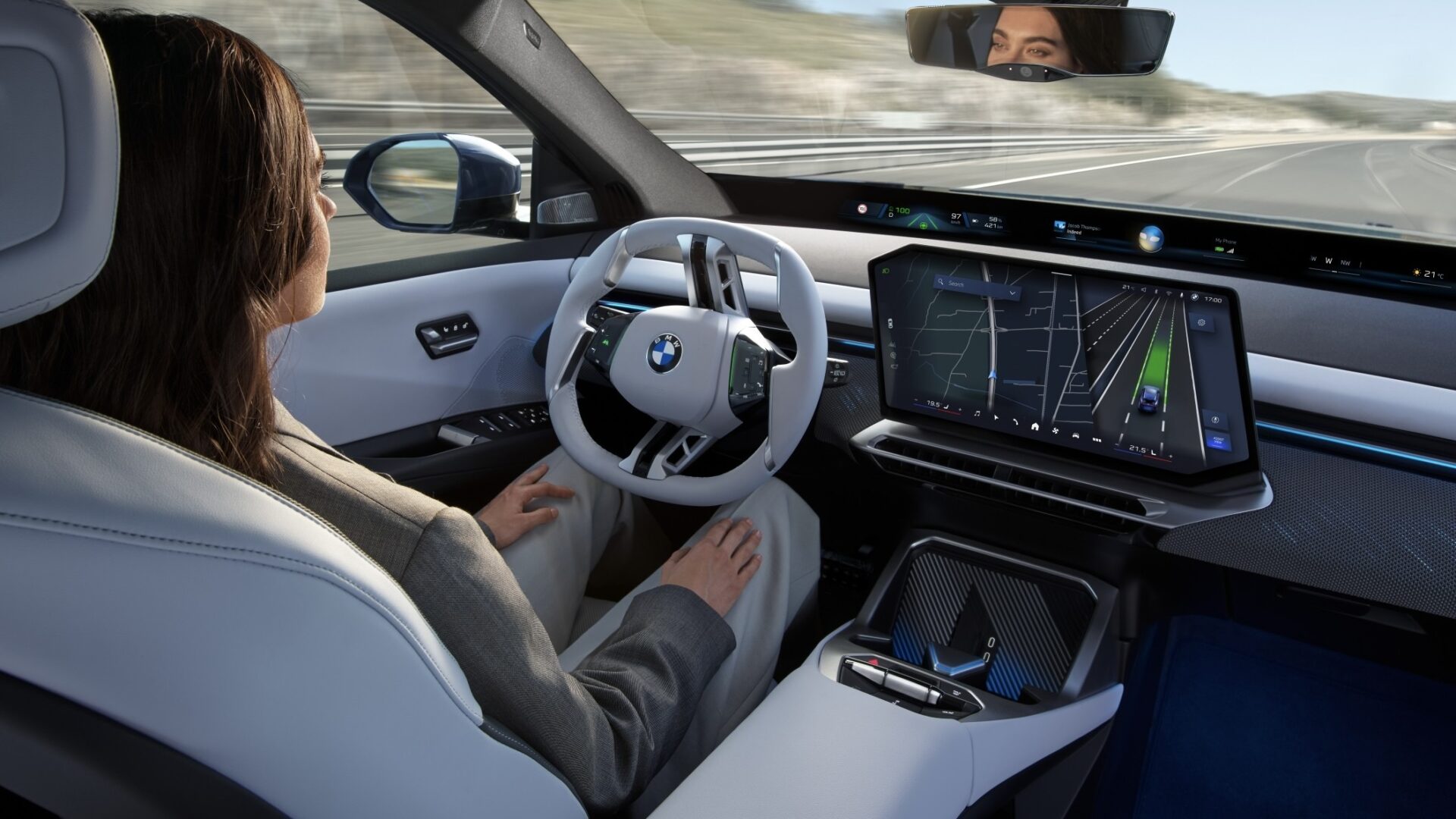 Derfor dropper bilprodusentene Android Auto og Apple CarPlay
