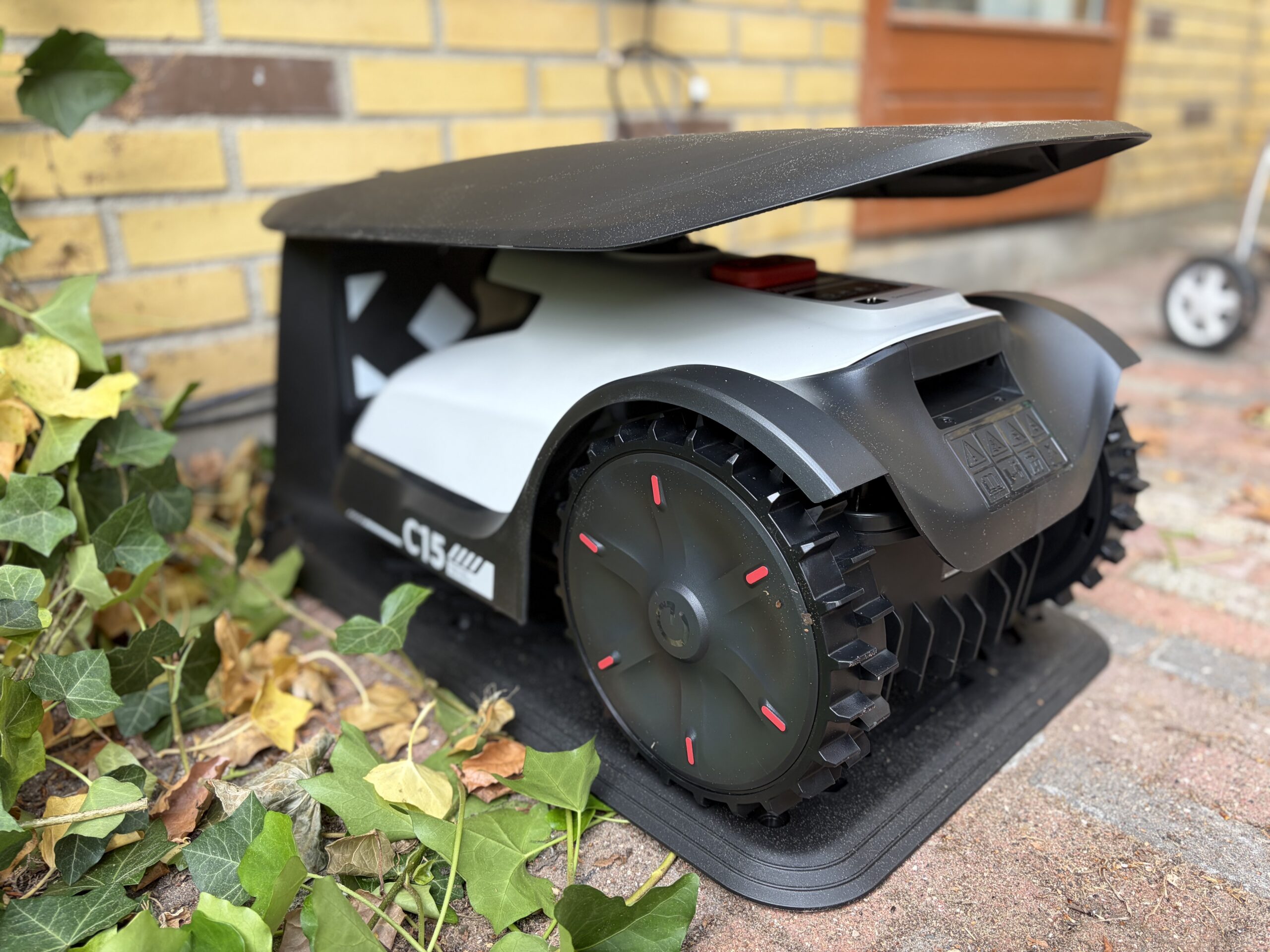 Eufy Robot Lawn Mower C15 1 Eufy Robot Lawn Mower C15 1