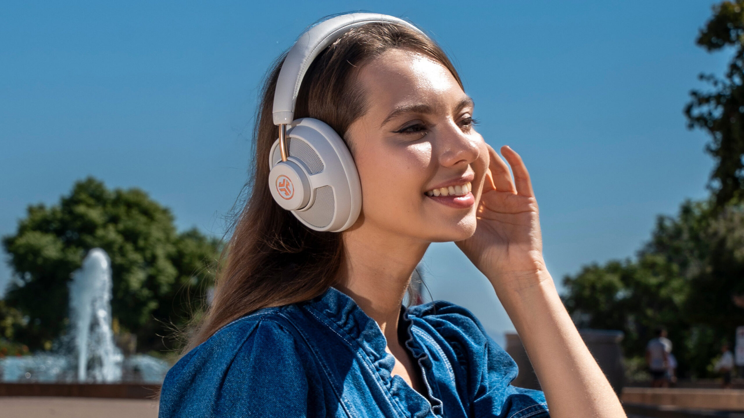 JLab-JBuds-Open-Lifestyle-Cloud-3000-Form-Factor-2