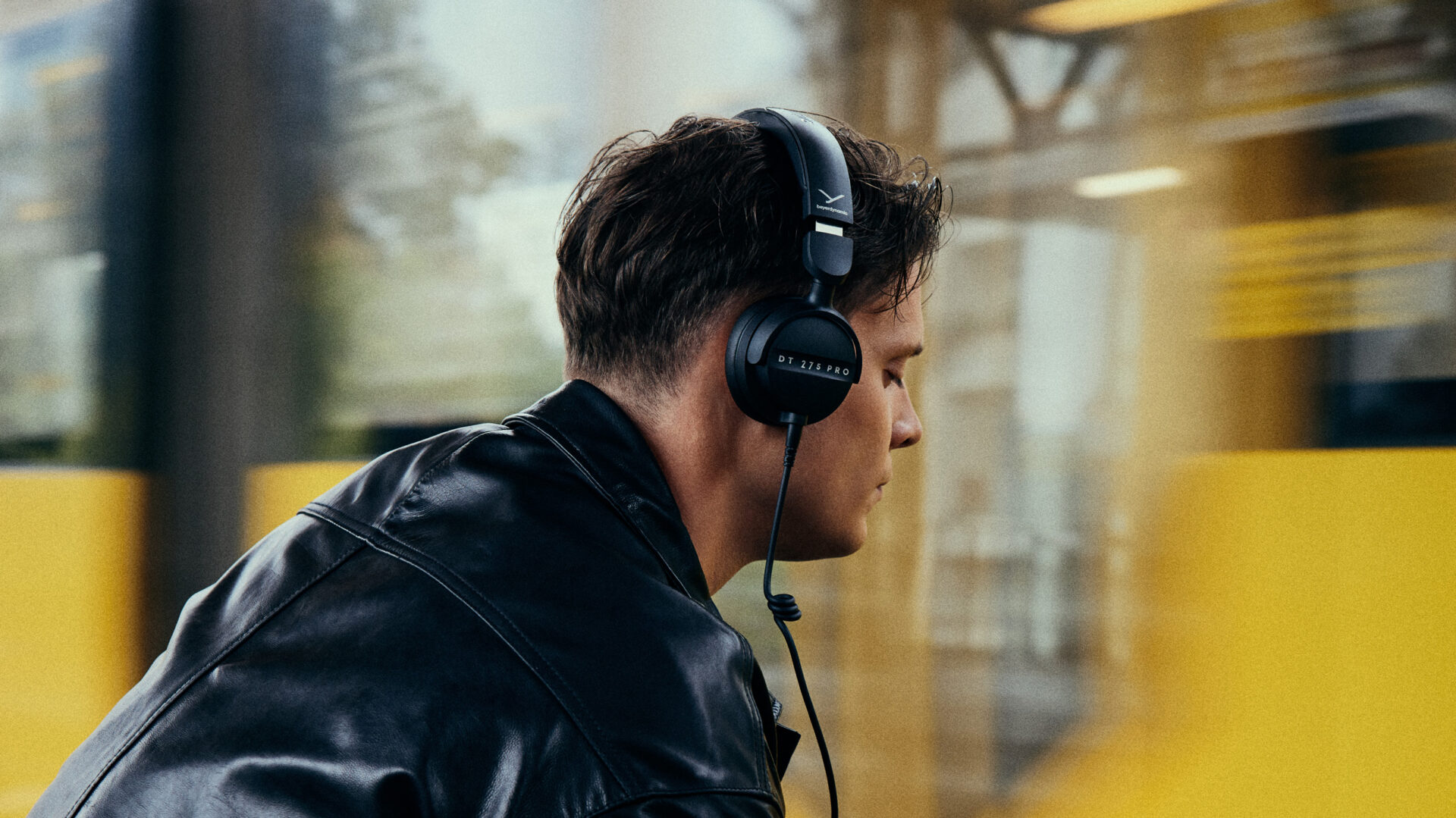 Beyerdynamic DT 275 PRO: Kablet hi-fi-lyd og arbeidsro