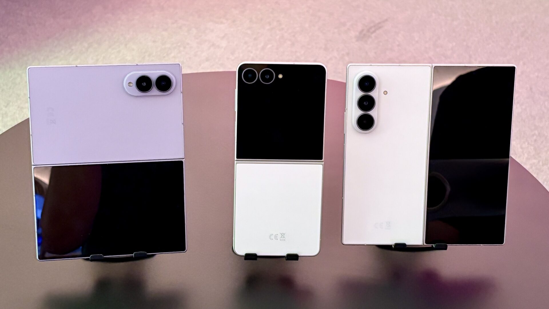 Samsung Galaxy Z Fold finnes nå i to helt forskjellige utgaver