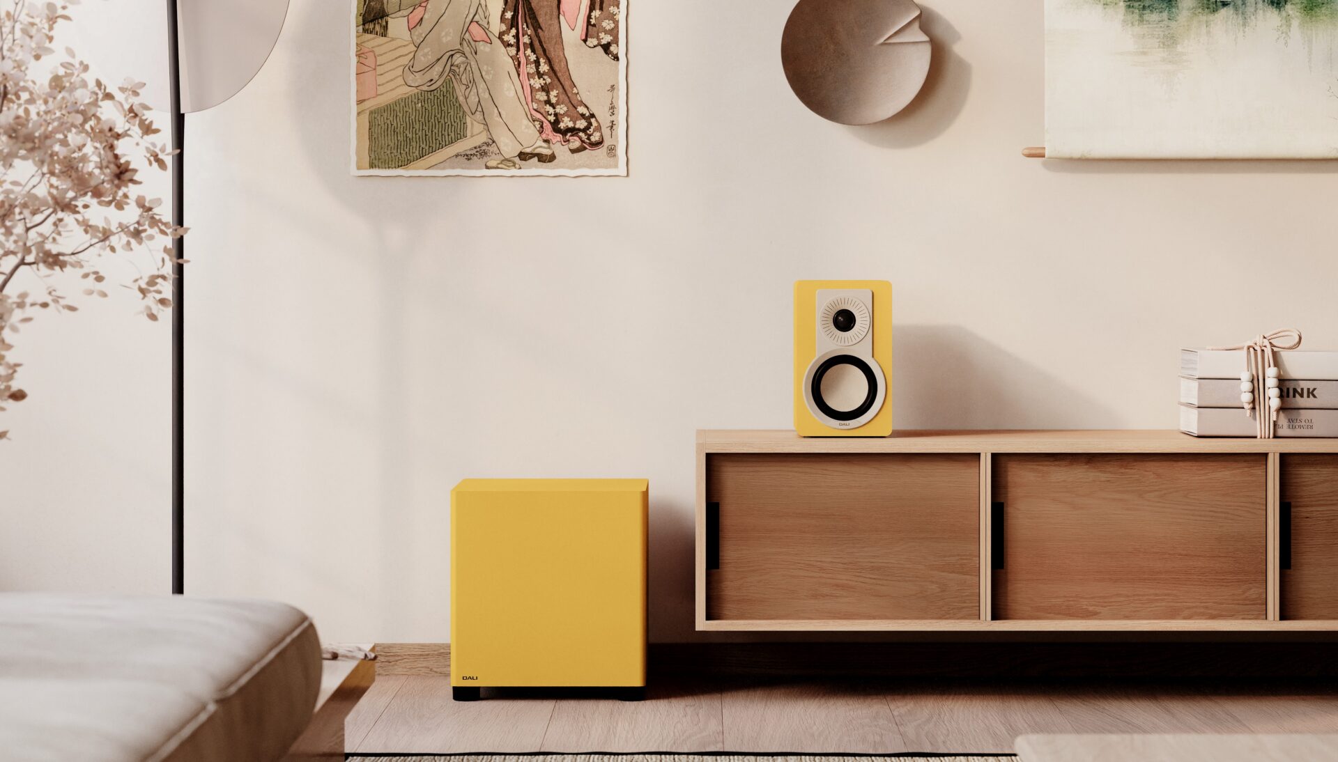 DALI BASIK SUB: Kompakt subwoofer i fem farger