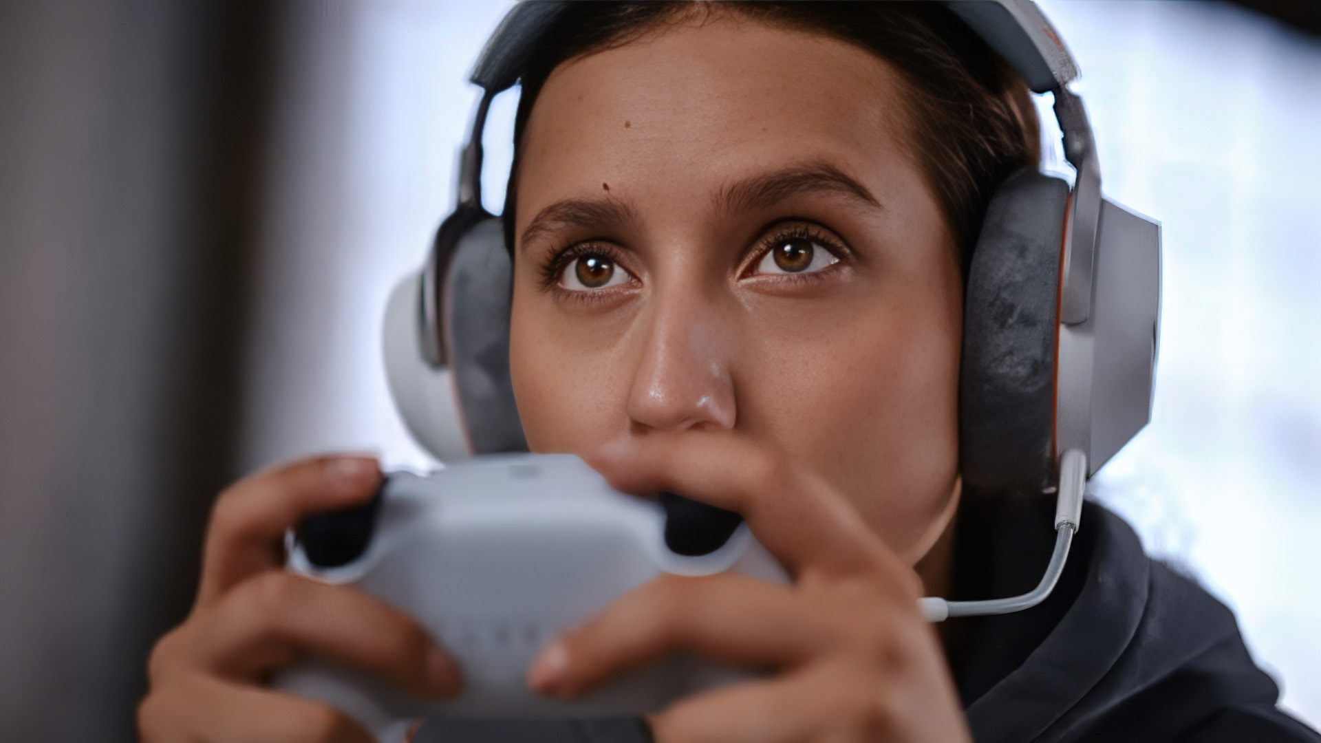 Åpent eller lukket gamingheadset: Slik velger du riktig