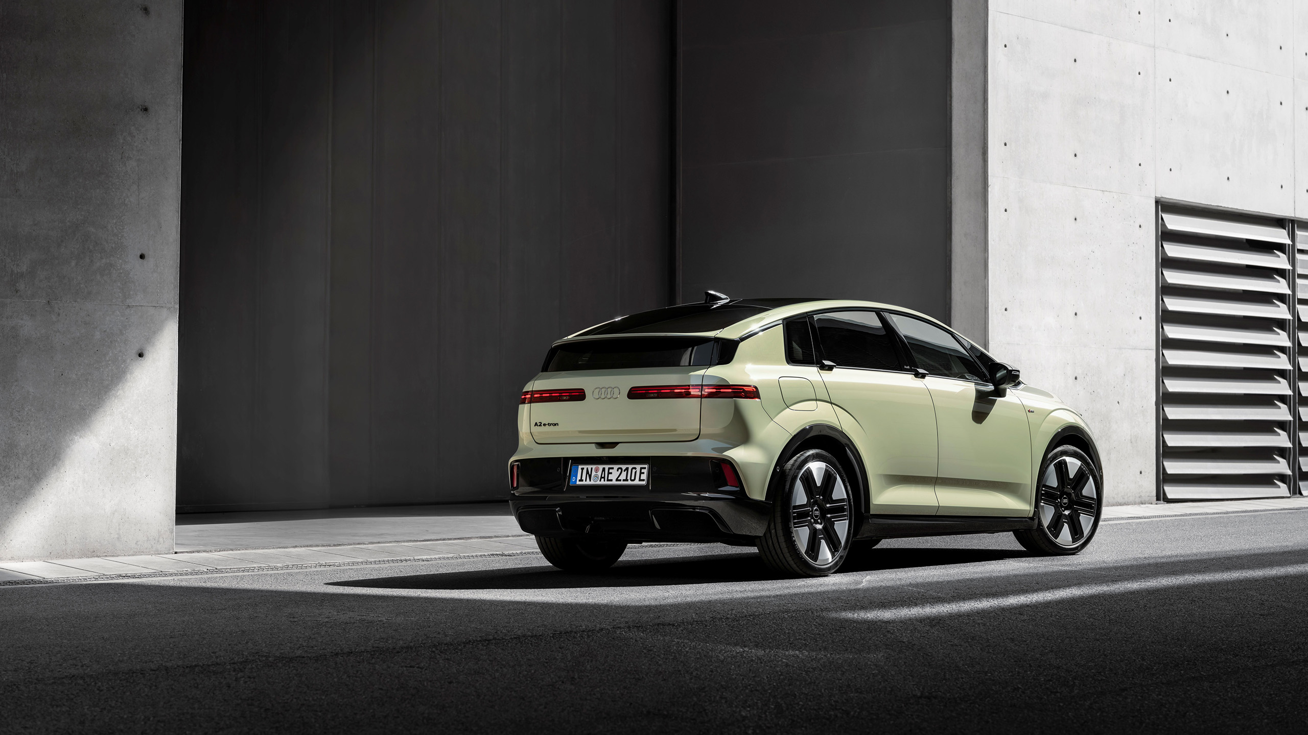 Audi A2 e-tron: Vi loves 645 km - men ikke fra den rimeligste 4 Audi A2 e-tron