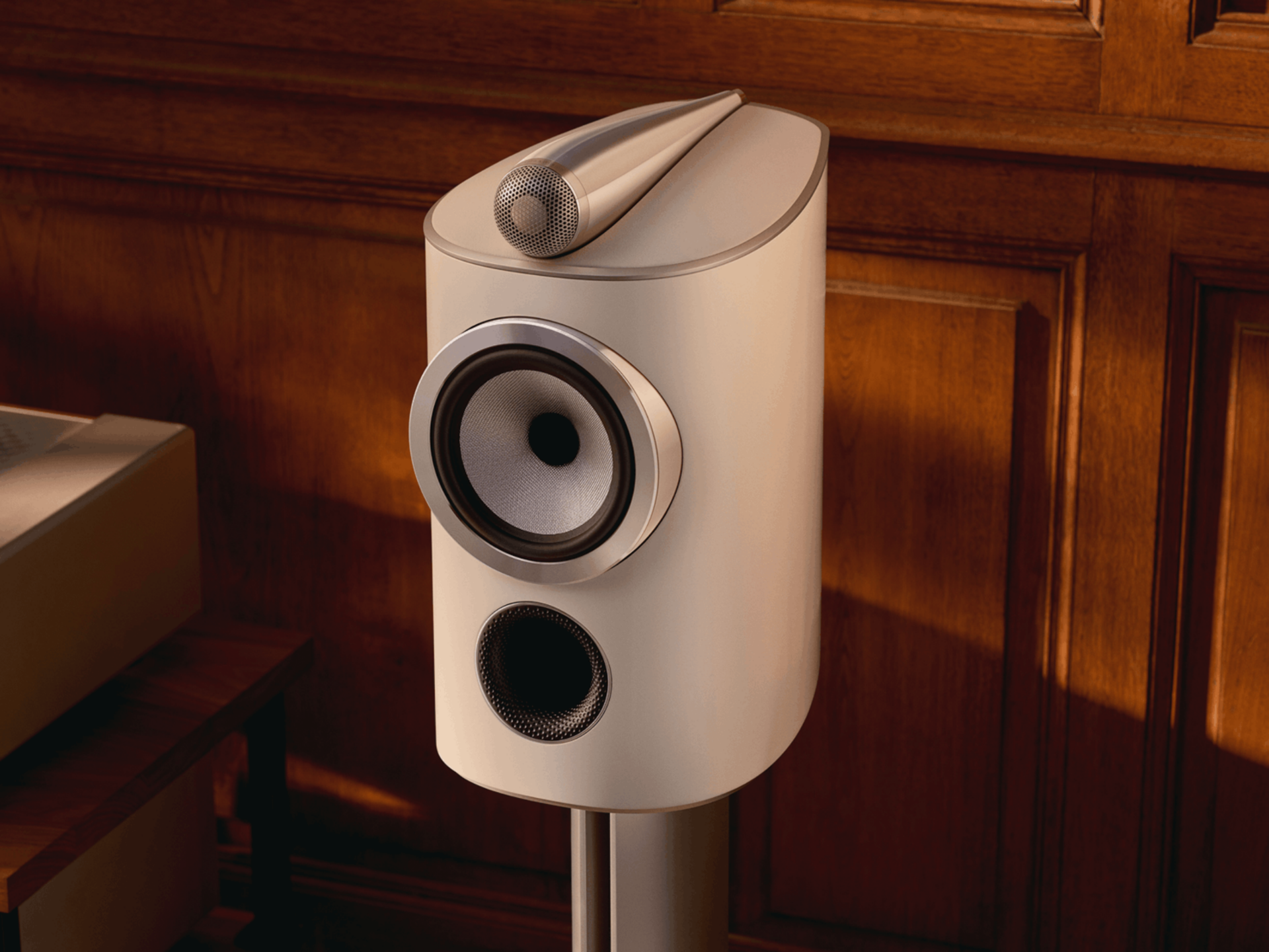 Bowers & Wilkins 805 D5
