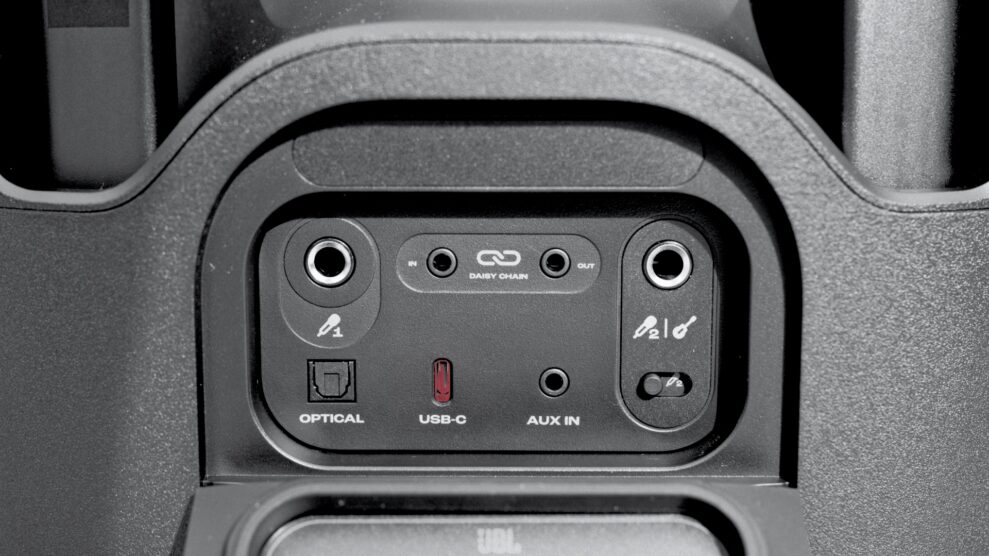 JBL Partybox 330 4 JBL Partybox 330 4