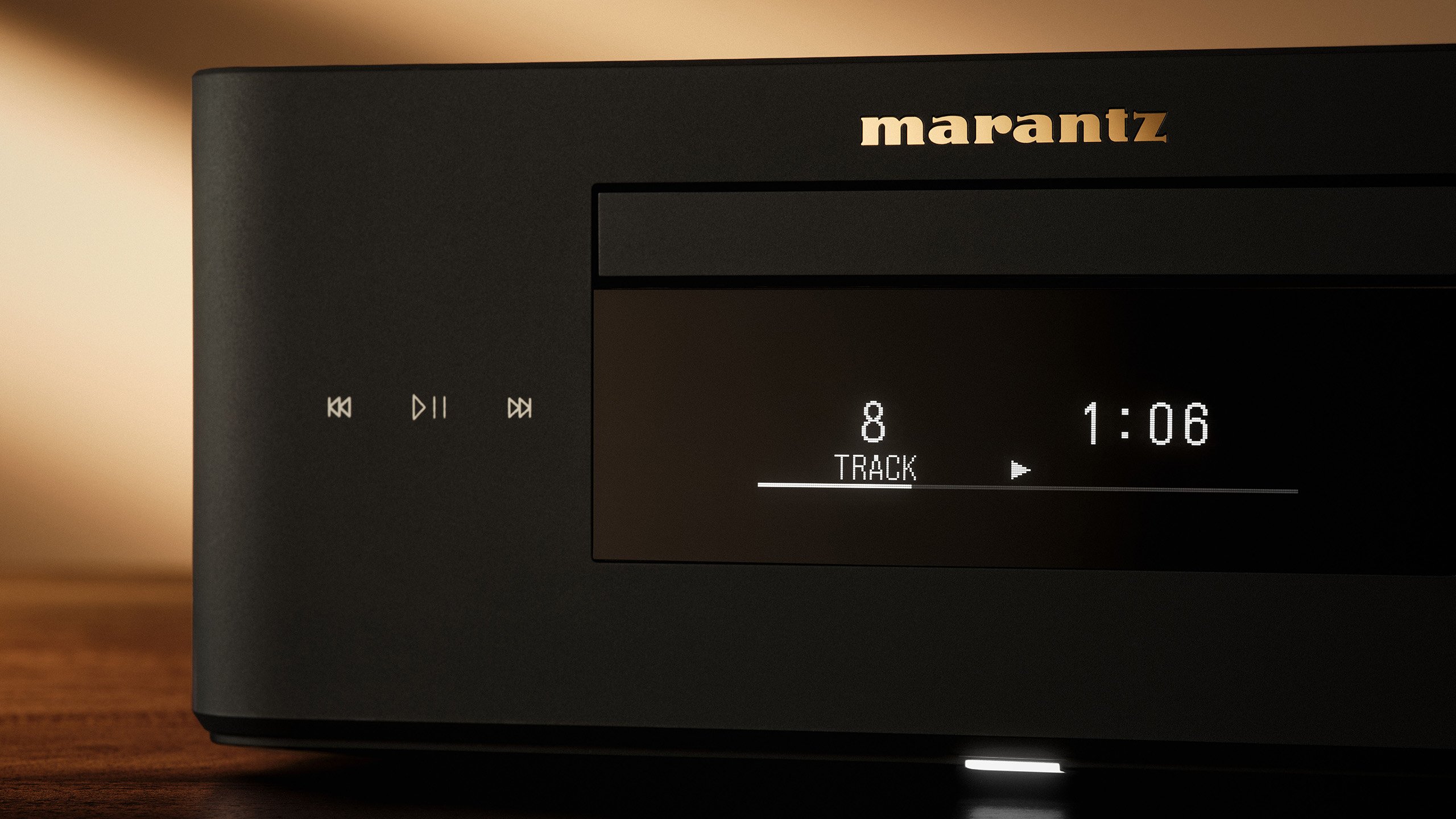Marantz MCR 60n DAB: Alt-i-ett tar endelig platespiller 3 Marantz MCR 60n DAB: Alt-i-ett tar endelig platespiller 1