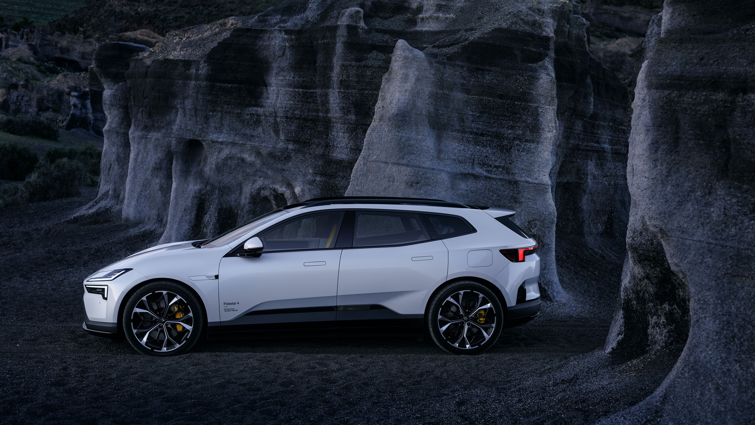 Polestar 4 SUV: Samme pris, mer plass – og bakrute 2 Polestar 4 SUV Medium-5838-26polestar-260126-2291-v005