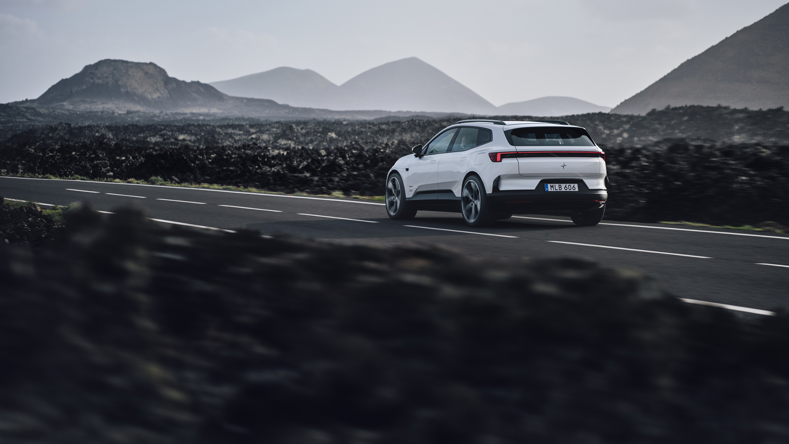 Polestar 4 SUV: Samme pris, mer plass – og bakrute 4 Polestar 4 SUV Medium-5859-1polestar-260124-gfxii-dscf1929-v006-2