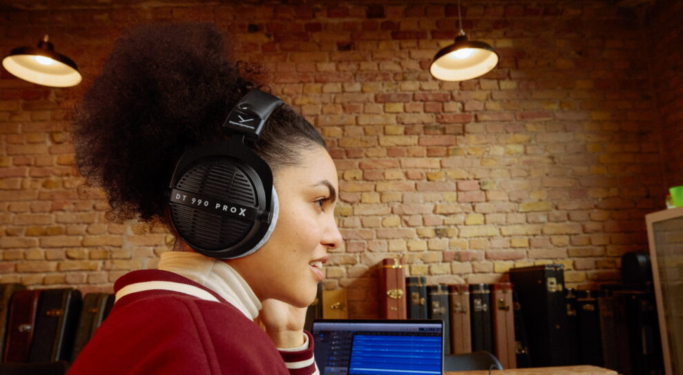 Beyerdynamic DT 990 Pro X 3 Beyerdynamic DT 990 Pro X 3