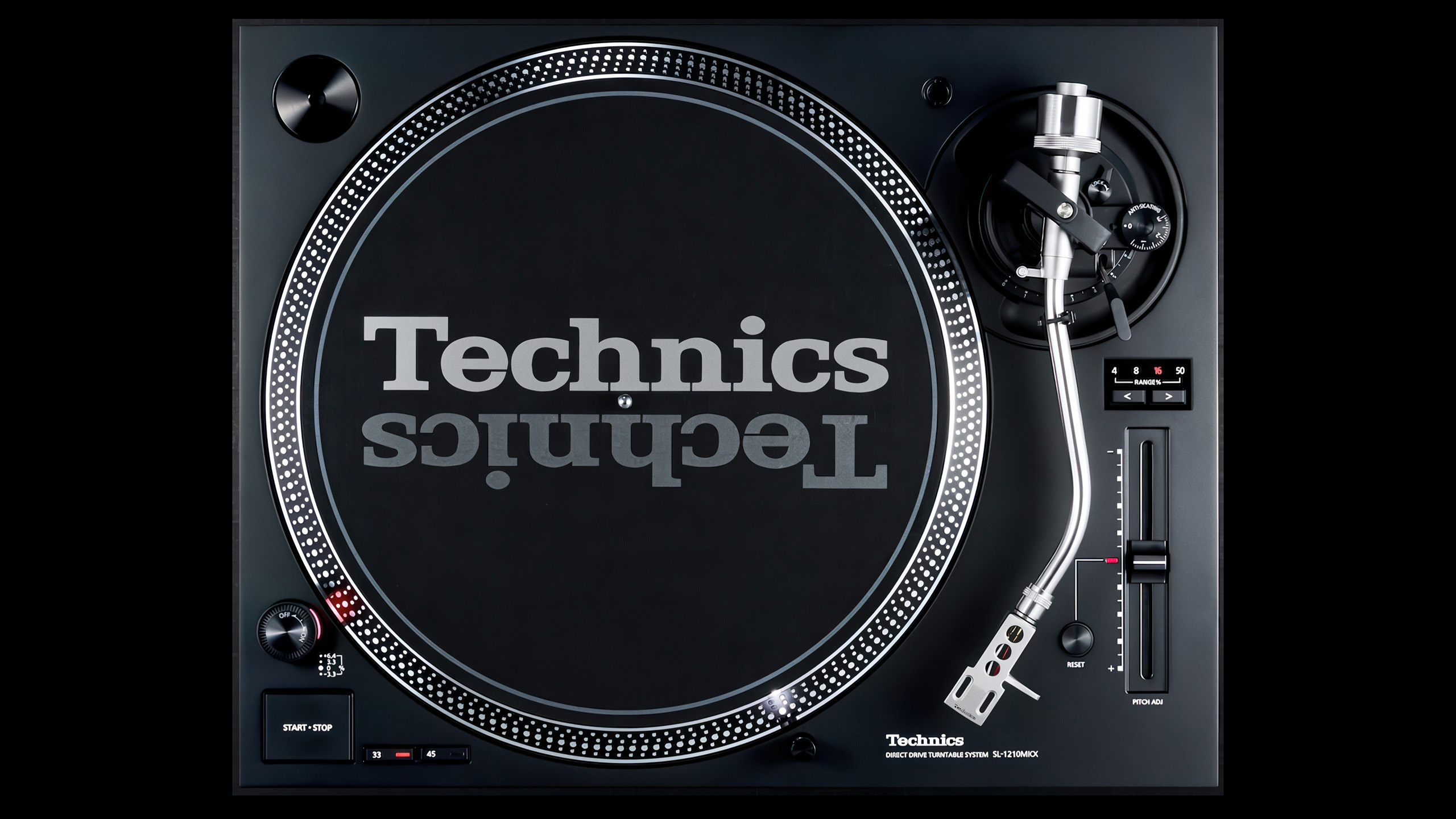 Technics SL-1210MKX: Tung DJ-platespiller med presis pitch 1 Svart Technics SL-1210MKX DJ-platespiller sett ovenfra, med pitchslider og bryter for pitchområde til høyre for tallerkenen.